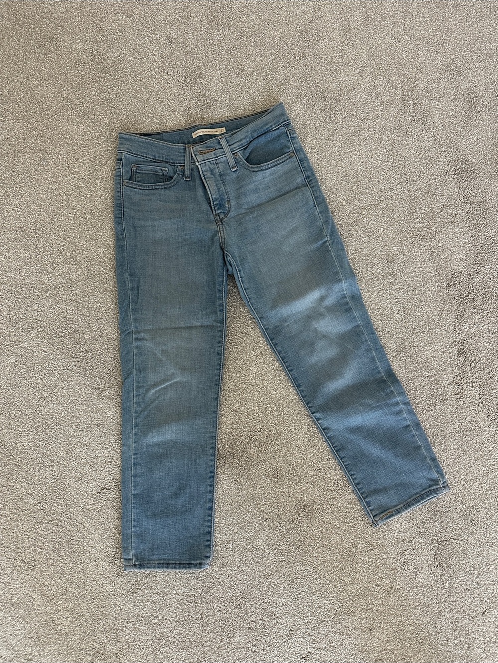 Levi's Capri Jeans